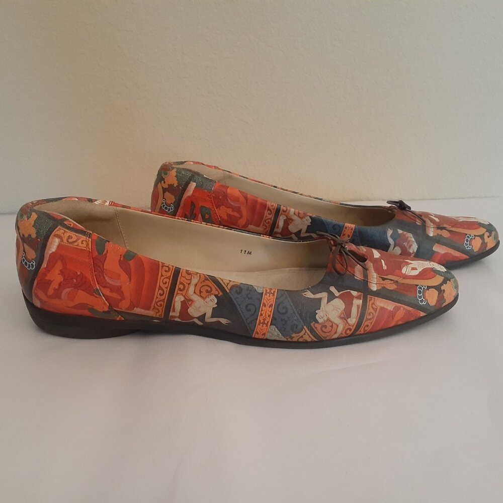Icon Wearable Art Eastern/Buddha Shoes - Picture 6 of 10